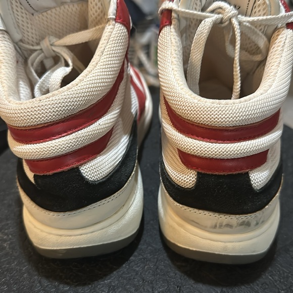 Chanel high top sneakers - Picture 2 of 12